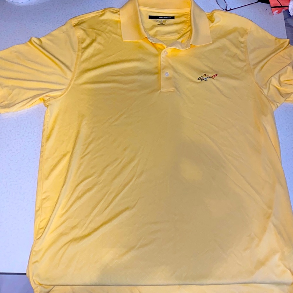 Greg Norman Play Dry Size Large Yellow in color 040424